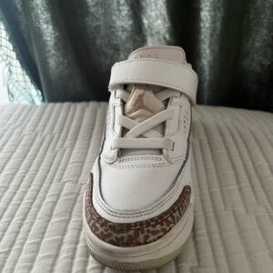 Nike Kids White and Brown Sneakers